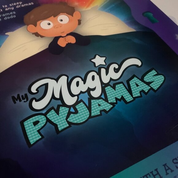 My Magic Pyjamas – Glow-in-the-Dark Storybook & Pajama Set - Picture 14 of 14